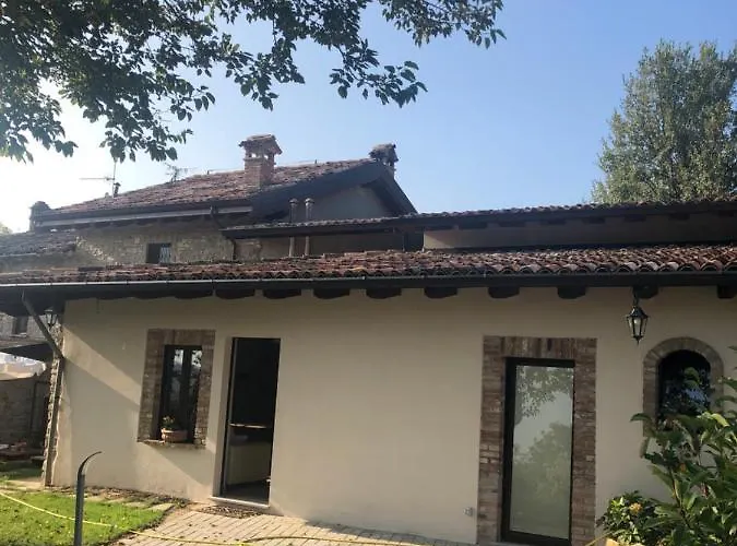 Nocleg ze śniadaniem Agriturismo La Pobiella *